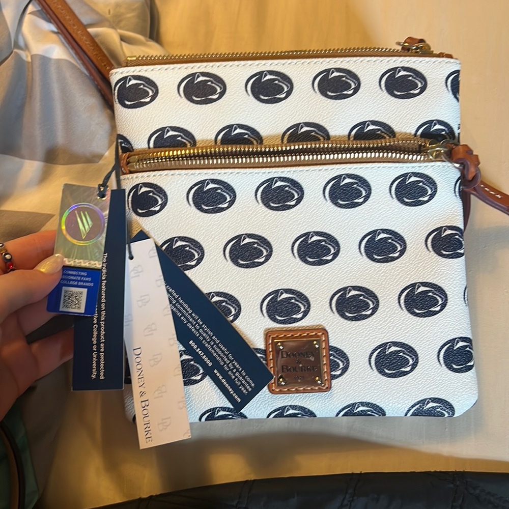 Dooney and Bourke double zip penn state crossbody